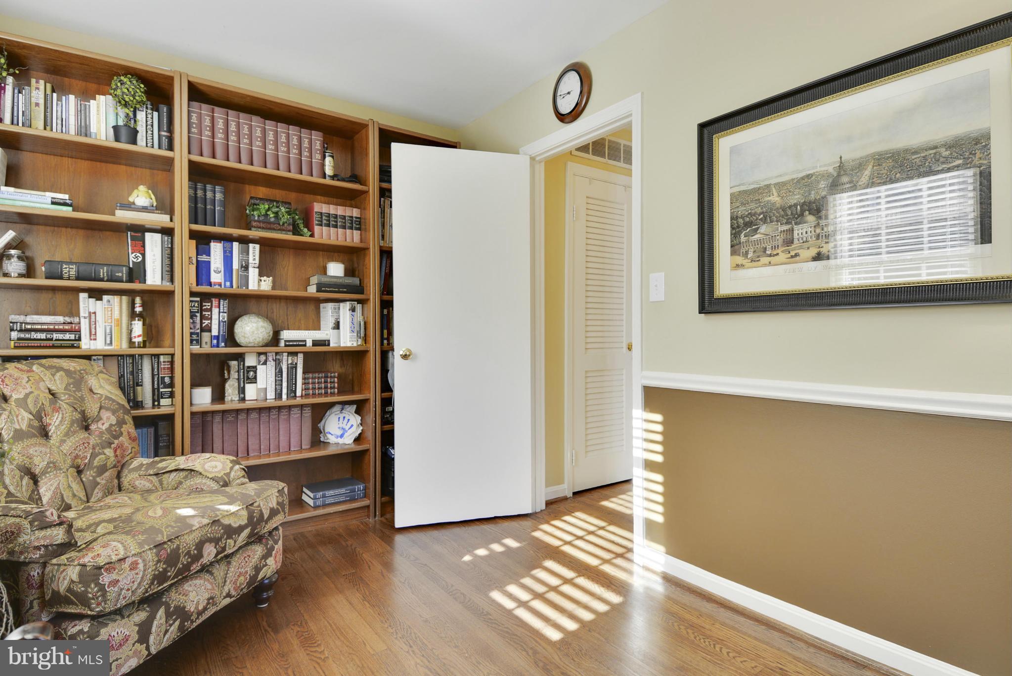 7704 Sebago Road Bethesda, MD 20817 - Photo 8 of 30 View