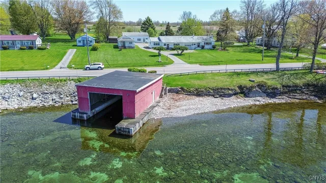 $529,900 | 32396 Rt-12e Cape, Cape Vincent, NY 13618