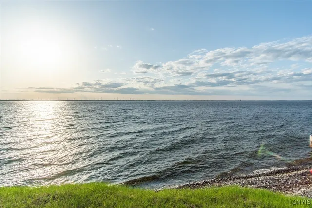 $529,900 | 32396 Rt-12e Cape, Cape Vincent, NY 13618