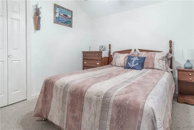 $529,900 | 32396 Rt-12e Cape, Cape Vincent, NY 13618