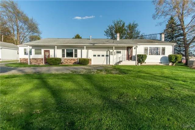 $529,900 | 32396 Rt-12e Cape, Cape Vincent, NY 13618