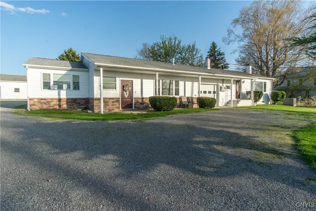 $529,900 | 32396 Rt-12e Cape, Cape Vincent, NY 13618