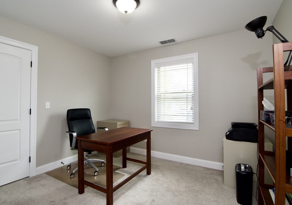 130 Benz Street Springfield, MA 01118 - Photo 36 of 42 Gallery Image 36