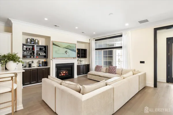 $6,700 | 11 Hamilton Drive, Cranbury, NJ 08512