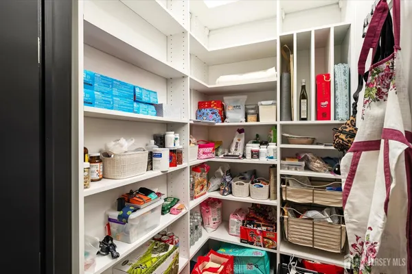 $6,700 | 11 Hamilton Drive, Cranbury, NJ 08512