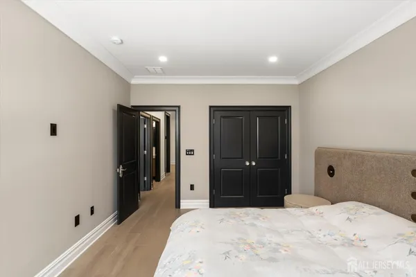 $6,700 | 11 Hamilton Drive, Cranbury, NJ 08512