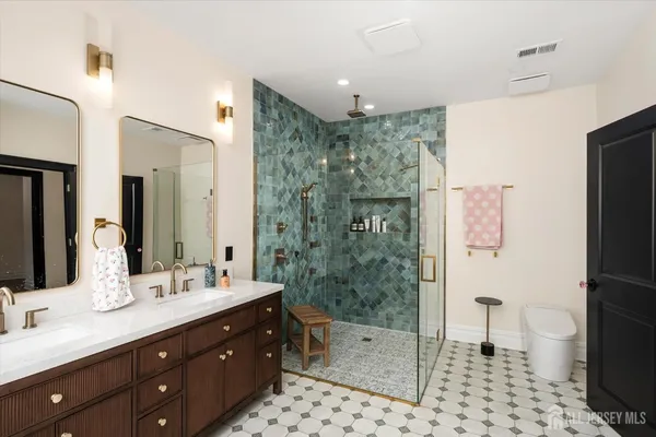$6,700 | 11 Hamilton Drive, Cranbury, NJ 08512