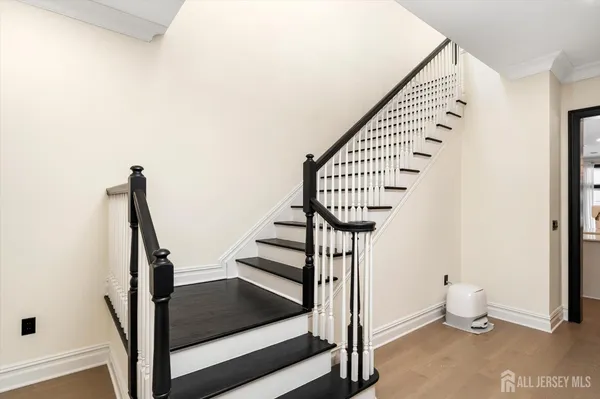 $6,700 | 11 Hamilton Drive, Cranbury, NJ 08512