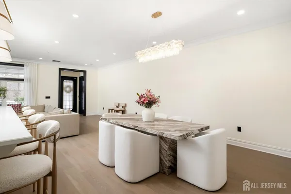 $6,700 | 11 Hamilton Drive, Cranbury, NJ 08512