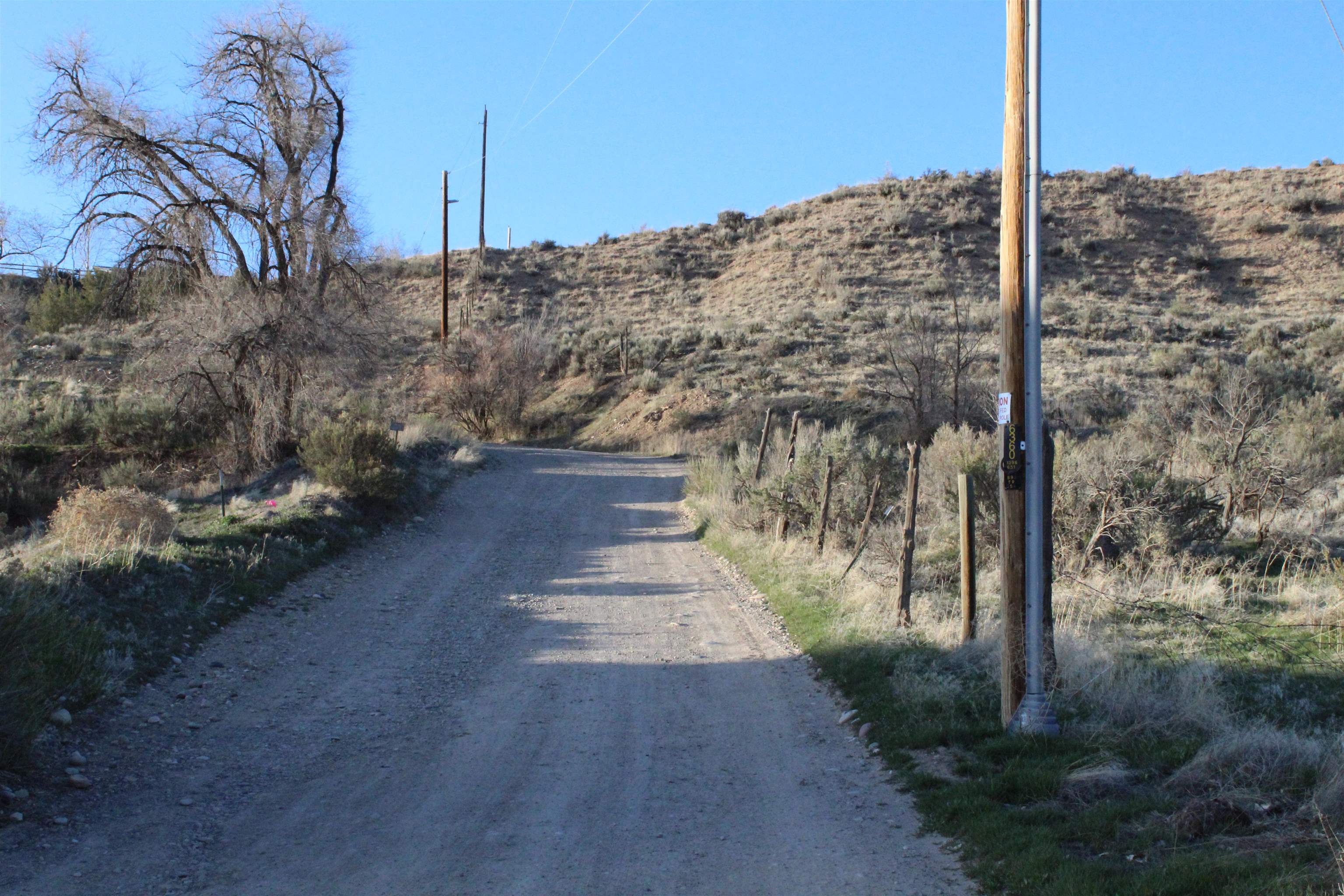 Tbd Grand Avenue Silt, CO 81652 - Photo 4 of 17 a view of a pathway both side of building