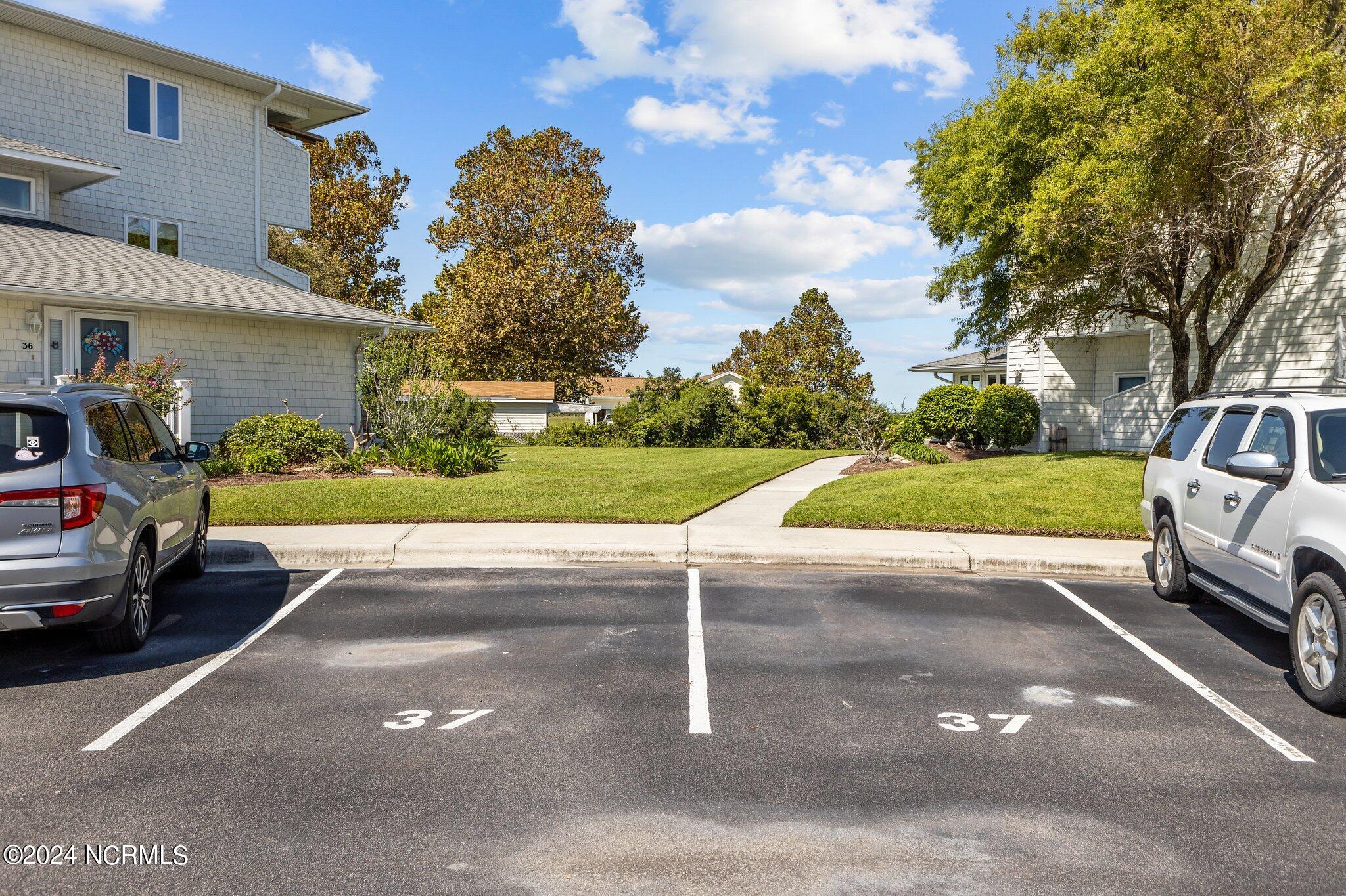 800 Country Club Road, Unit 37 Morehead City, NC 28557 - Photo 25 of 52 Assigned Parking