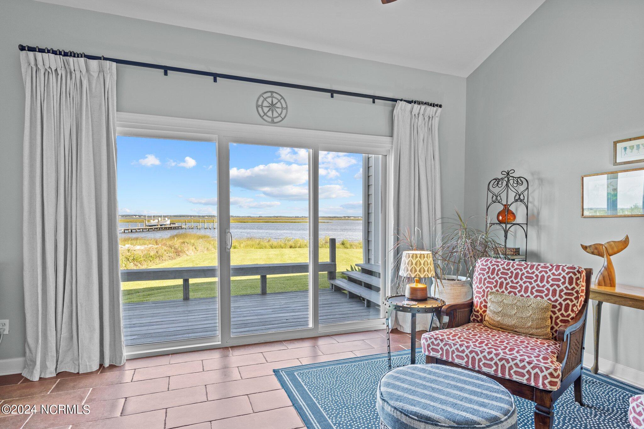 800 Country Club Road, Unit 37 Morehead City, NC 28557 - Photo 38 of 52 38-web-or-mls-1S3A9626