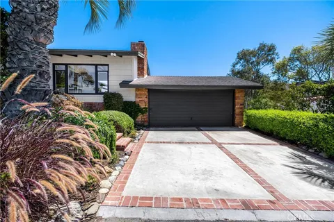 $2,895,000 | 1961 Temple Hills Drive, Laguna Beach, CA 92651