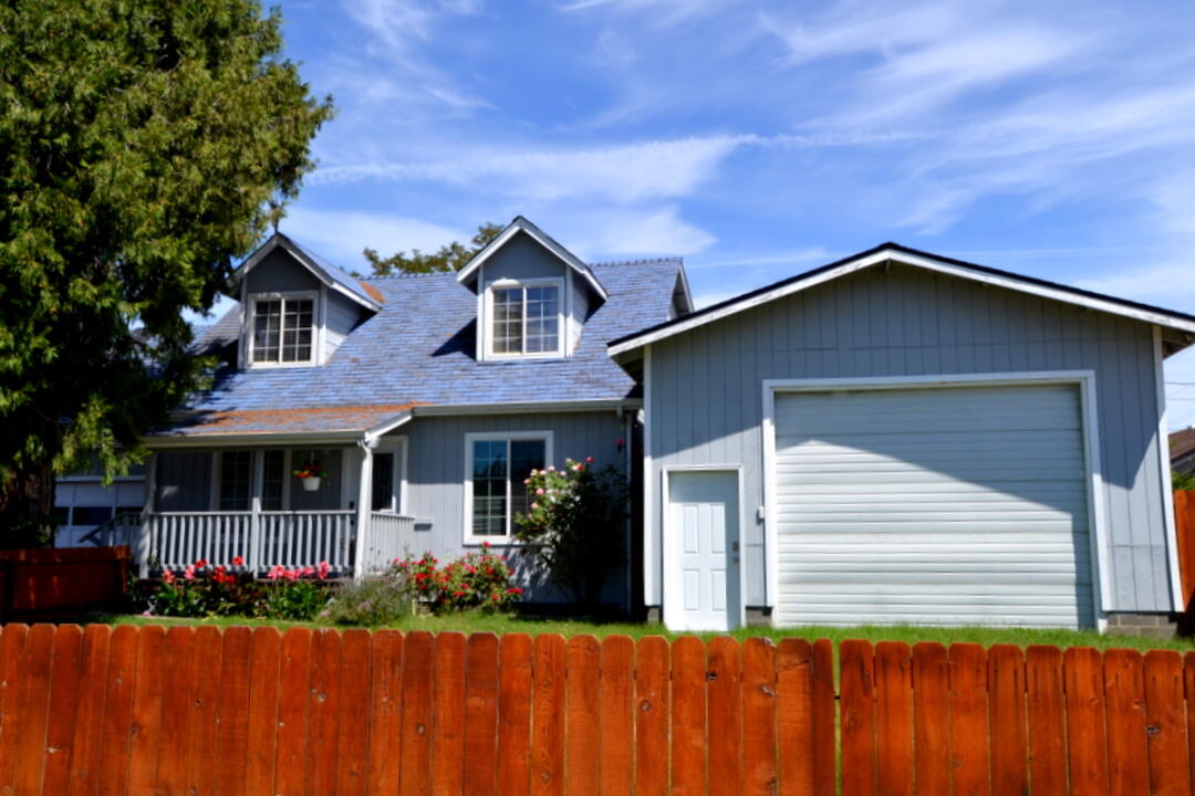 1471 Dowell Road Grants Pass, OR 97527 - Photo 2 of 31 DSC_6146-002