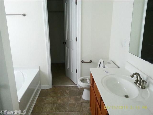 849 Hedgepath Terrace High Point, NC 27265 - Photo 10 of 10 Bath.