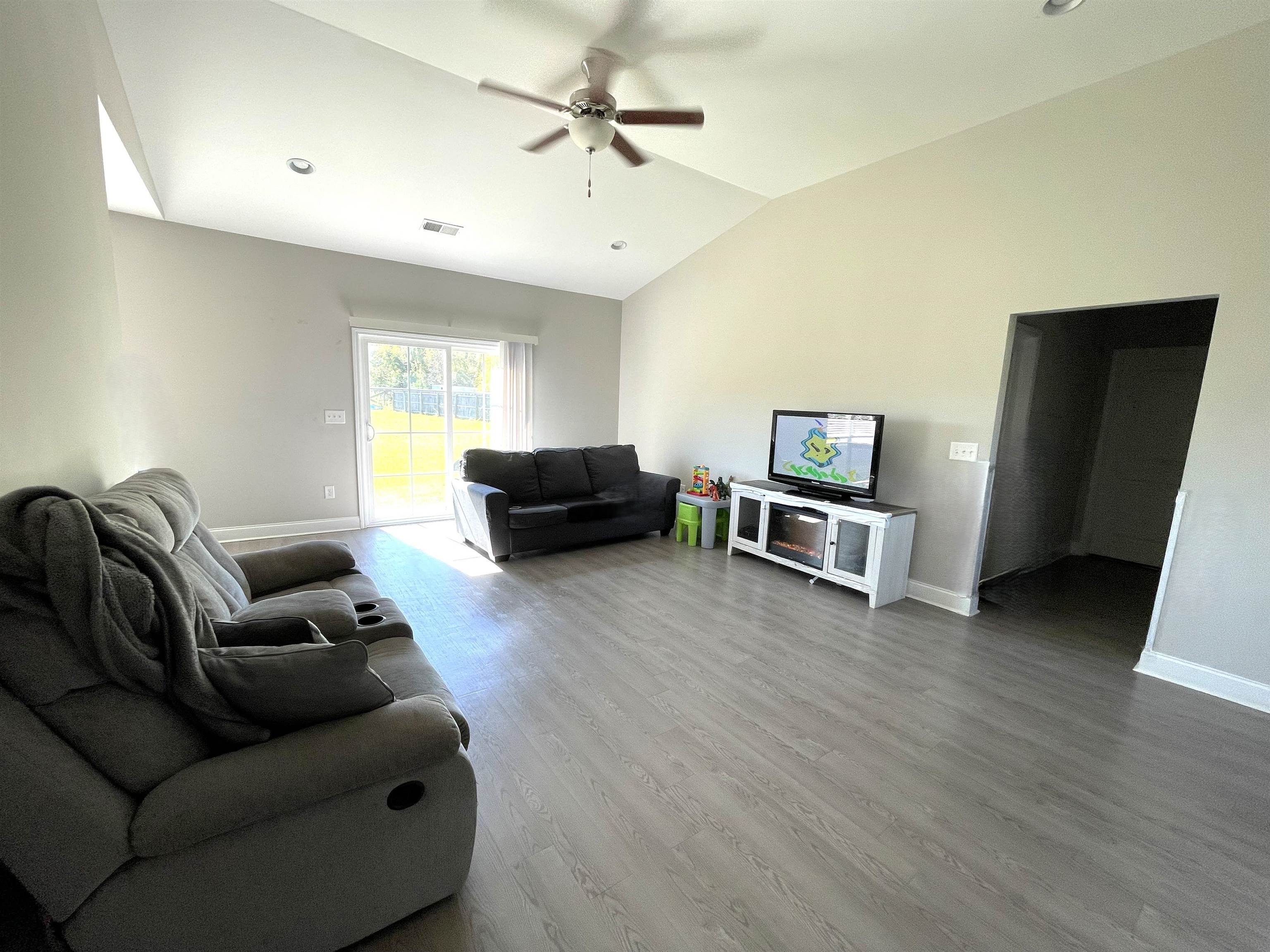 431 Hallie Martin Road Conway, SC 29527 - Photo 8 of 15 Gallery Image 8