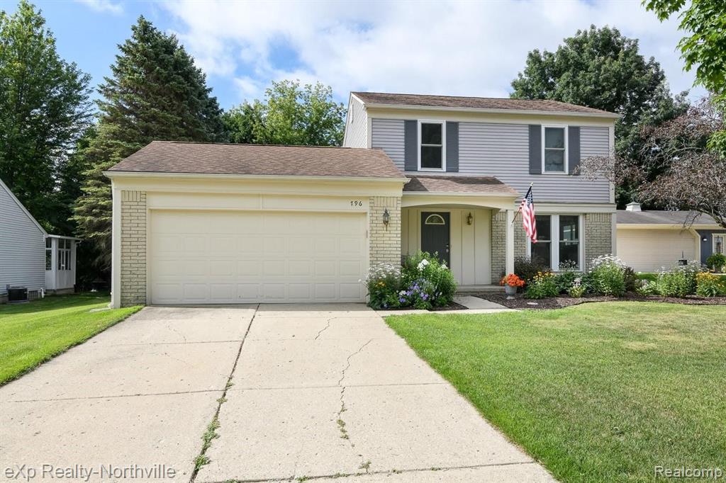 796 Bolinger Street Rochester Hills, MI 48307 - Photo 3 of 33