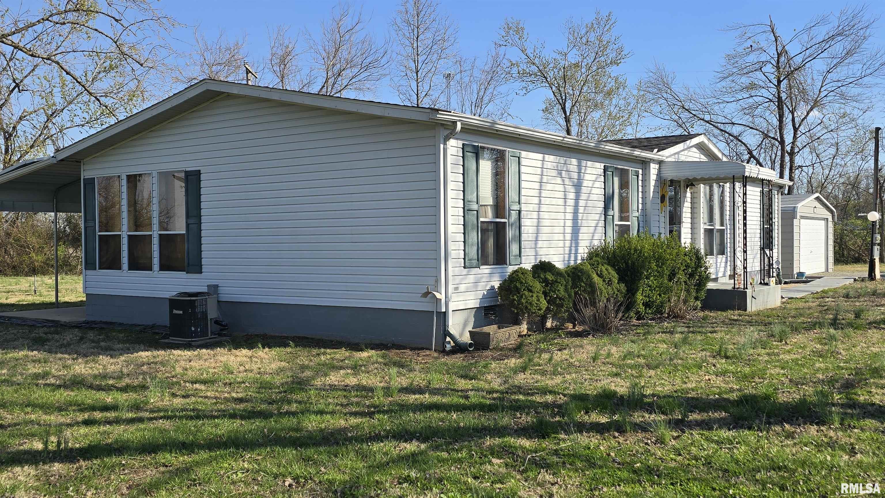 3110 Devillez Road Harrisburg, IL 62946 - Photo 9 of 26 Gallery Image 9