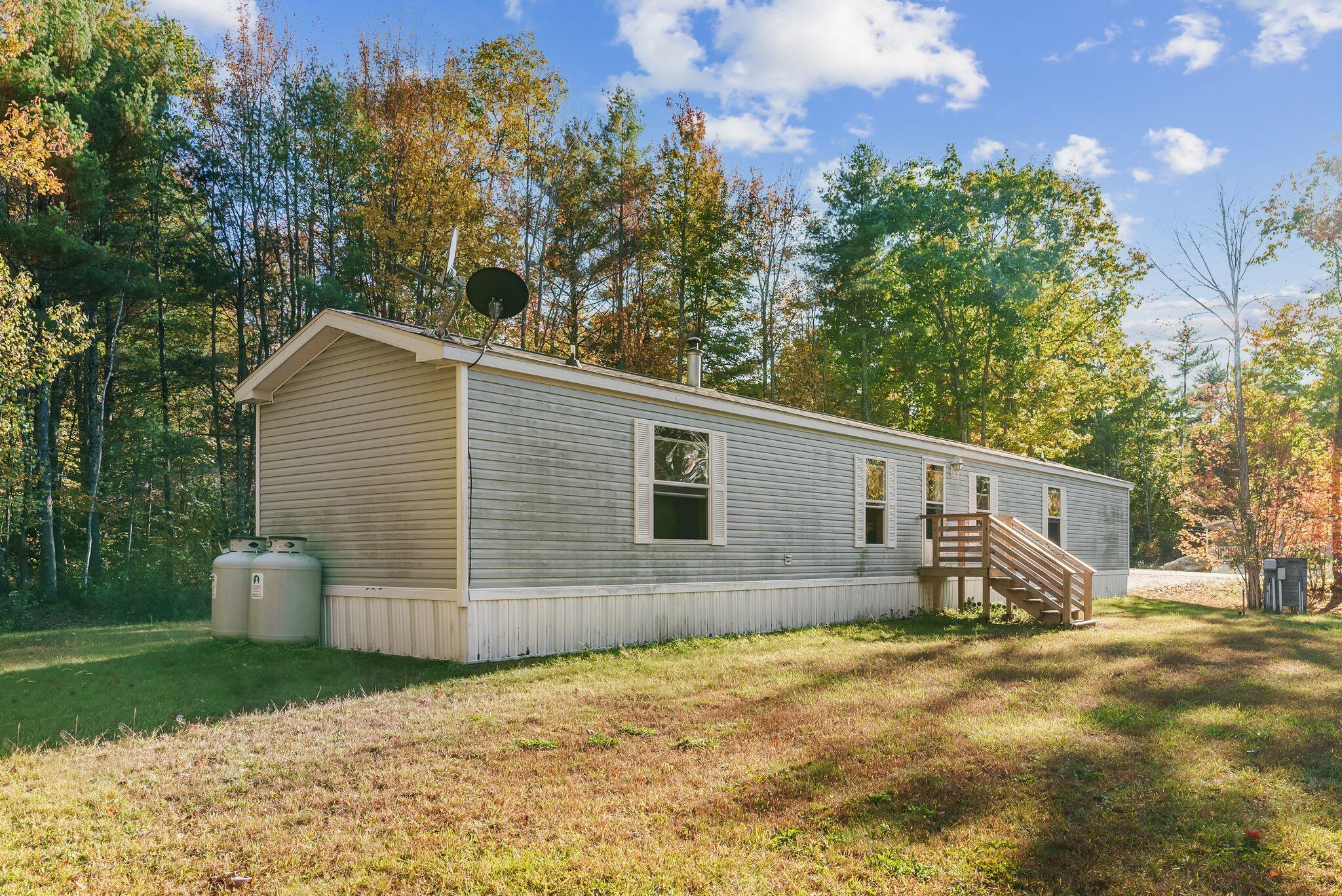59 Harmony Hill Road Topsham, ME 04086 - Photo 3 of 49 2_DSC05784