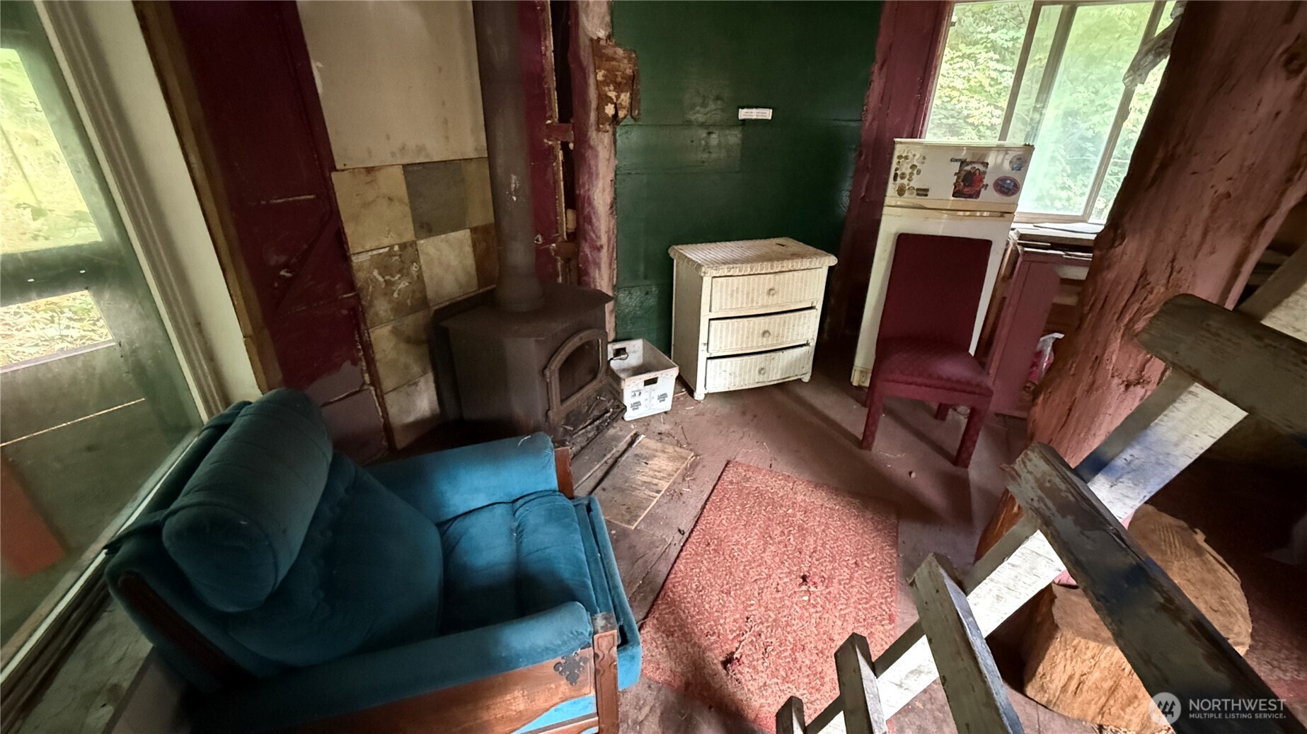 690 Naylor Creek Road Chimacum, WA 98325 - Photo 36 of 40 a view of balcony and workspace