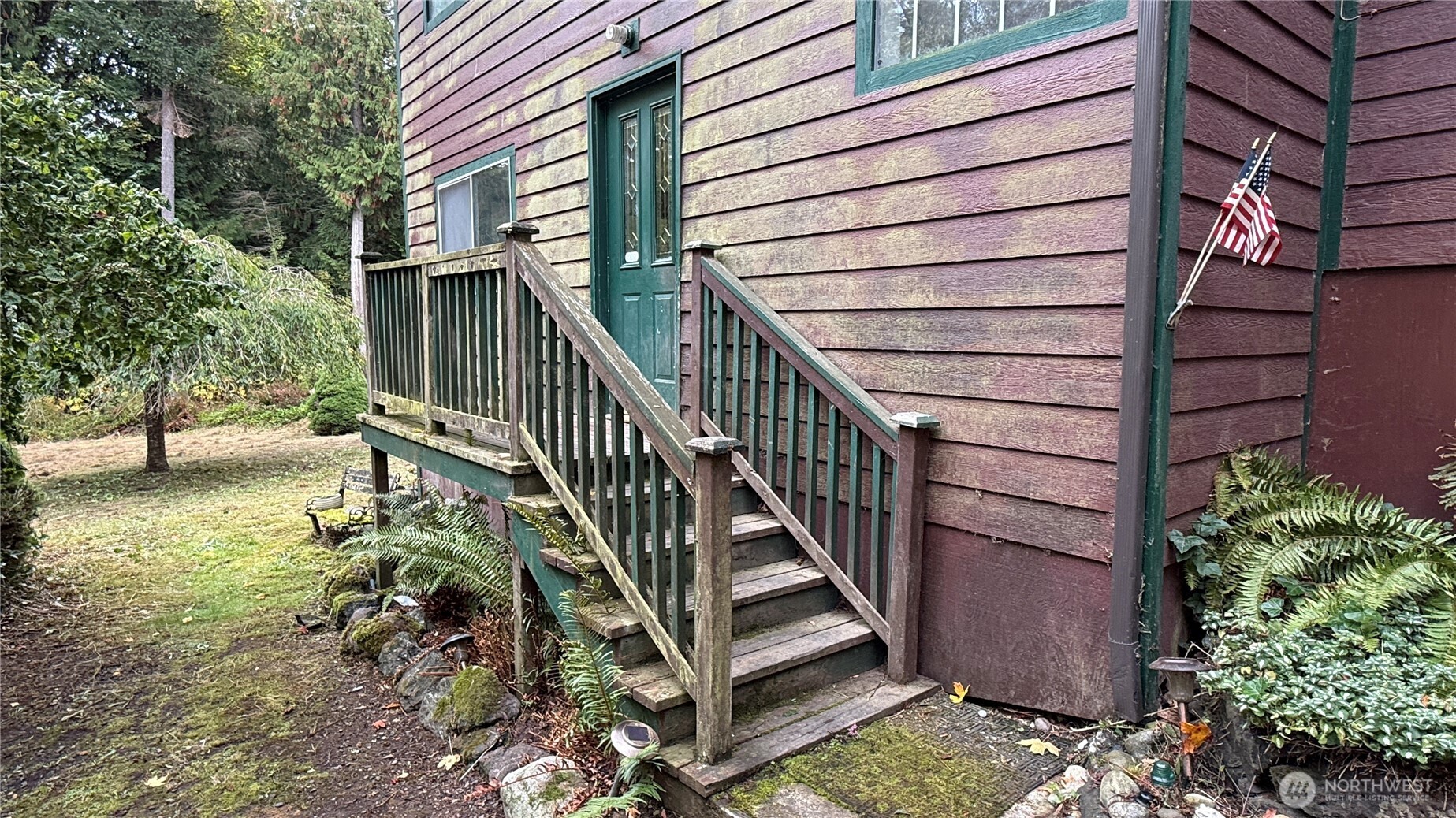 690 Naylor Creek Road Chimacum, WA 98325 - Photo 9 of 40 a view of entryway with wooden stairs