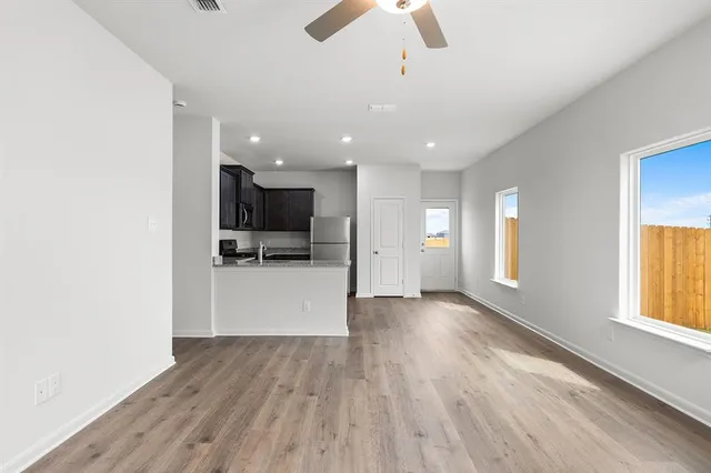 $298,900 | 8317 White Wolf Trail, Ponder, TX 76259