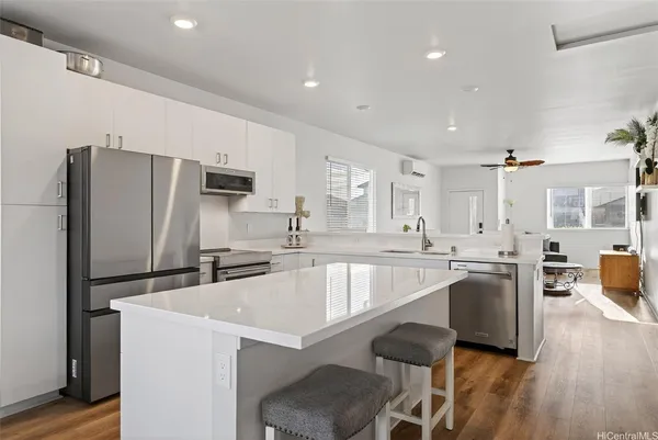 $1,200,000 | 91-1801 Kohanahana Loop, Ewa Beach, HI 96706