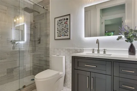 $1,375,000 | 802 Crestone Stream Drive, Lakeway, TX 78738