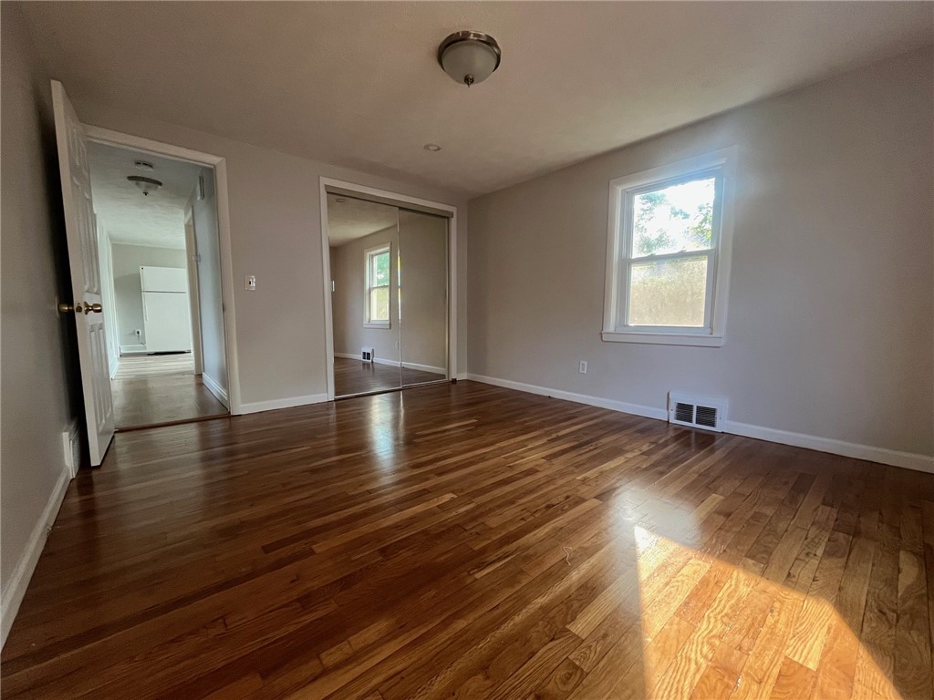 100 Kenneth Avenue Warwick, RI 02889 - Photo 7 of 17