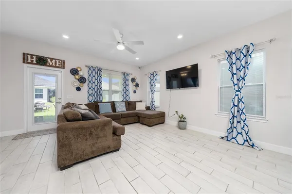 $2,850 | 12964 Ogden Glade Road, Dade City, FL 33525