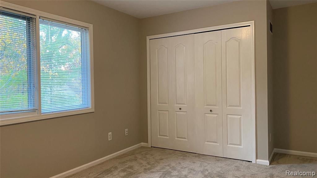 1606 Nadine Rochester, MI 48307 - Photo 22 of 33