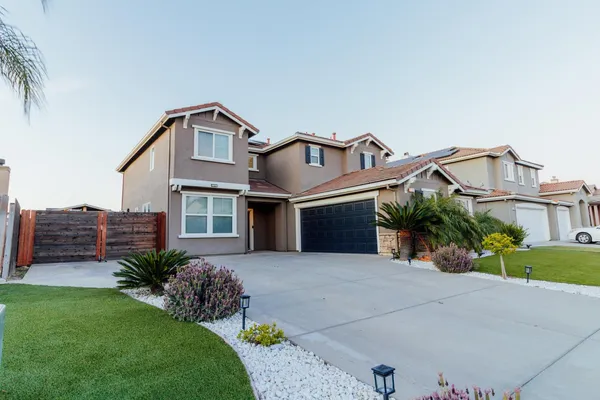 $679,999 | 1781 Goldpoppy Street, Manteca, CA 95337