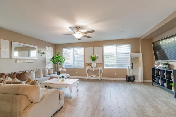 $679,999 | 1781 Goldpoppy Street, Manteca, CA 95337