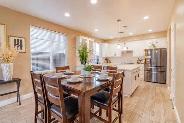 $679,999 | 1781 Goldpoppy Street, Manteca, CA 95337