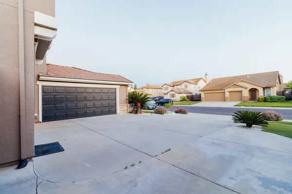 $679,999 | 1781 Goldpoppy Street, Manteca, CA 95337