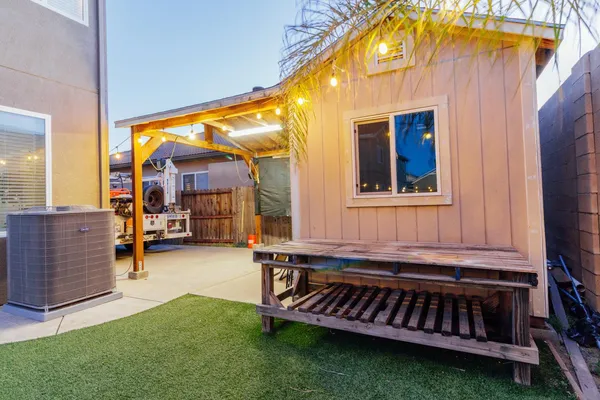 $679,999 | 1781 Goldpoppy Street, Manteca, CA 95337