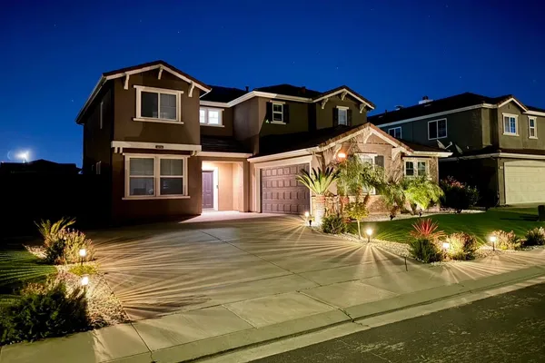 $679,999 | 1781 Goldpoppy Street, Manteca, CA 95337