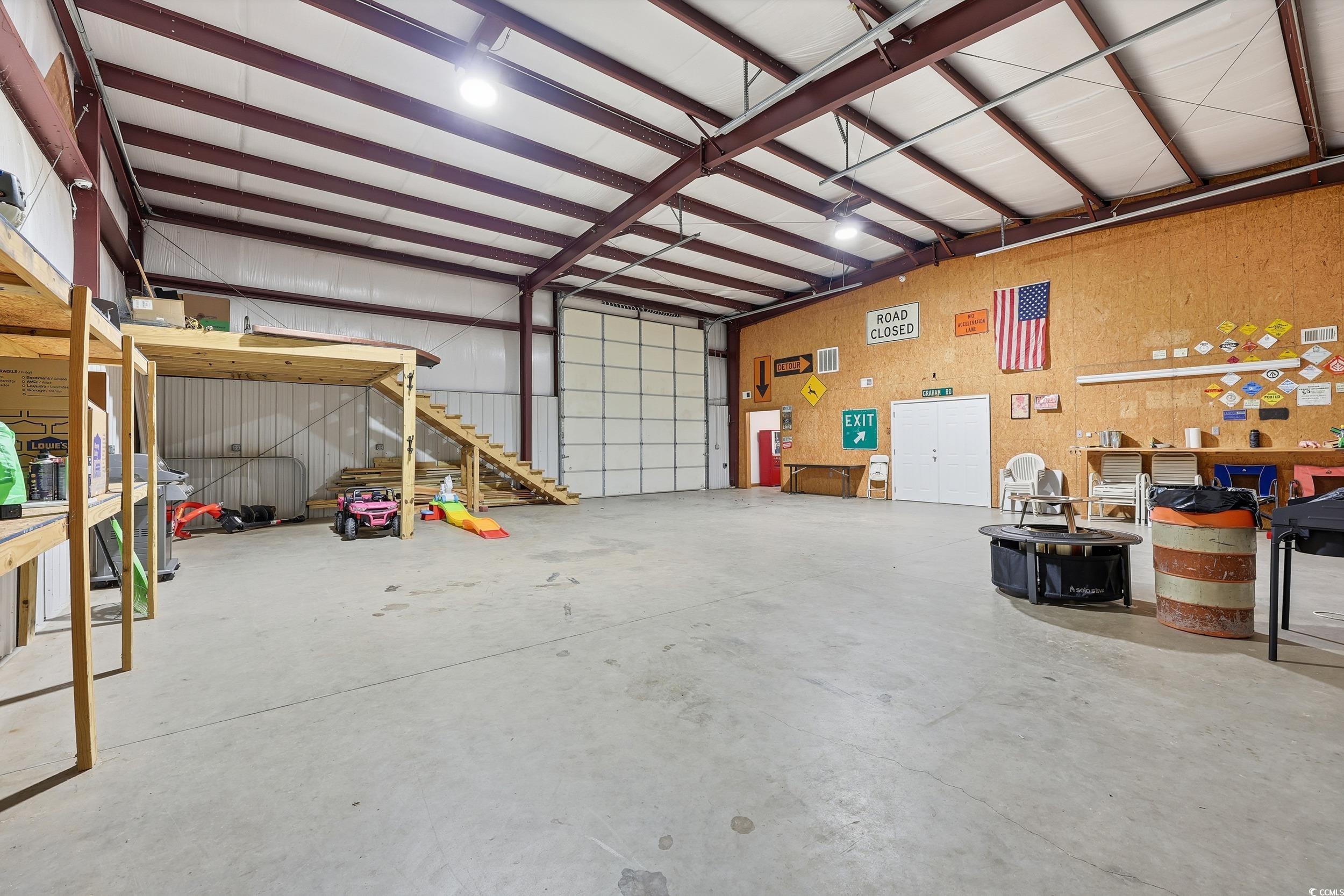4337 State Highway 65 Conway, SC 29526 - Photo 32 of 39 Garage with a workshop area