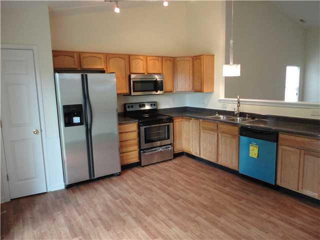 6836 Decatur Ridge Place Indianapolis, IN 46221 - Photo 4 of 8 Gallery Image 4