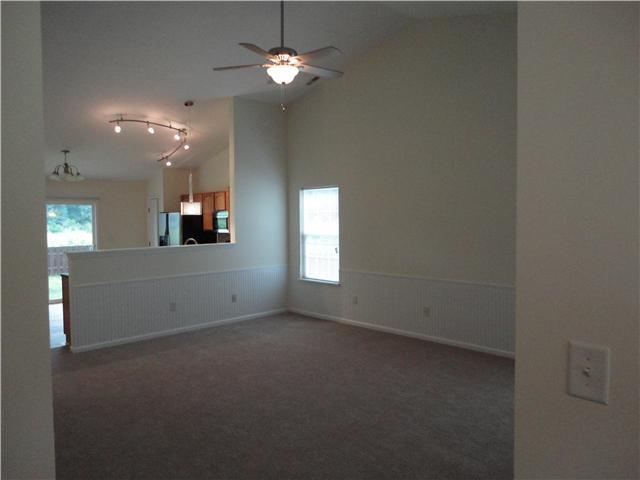 6836 Decatur Ridge Place Indianapolis, IN 46221 - Photo 5 of 8 Gallery Image 5