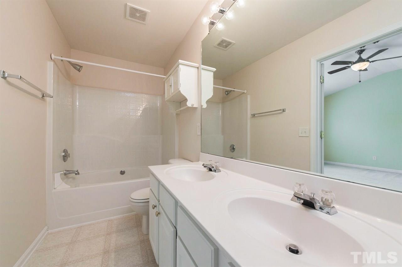 7014 Mead Lane Raleigh, NC 27613 - Photo 4 of 20