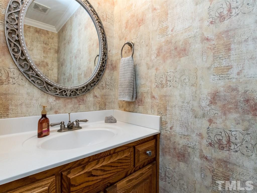 904 Bromley Way Raleigh, NC 27615 - Photo 9 of 26