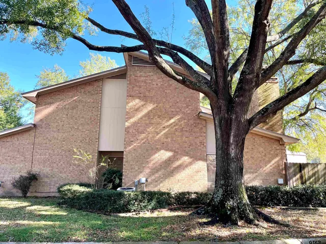 $2,000 | 2501 Villa Court, Tyler, TX 75703