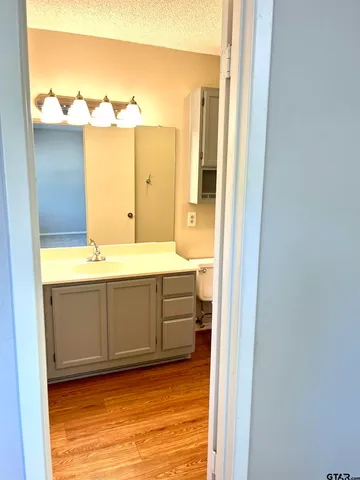 $2,000 | 2501 Villa Court, Tyler, TX 75703