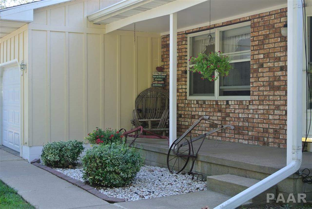 9618 West Buckingham Court Mapleton, IL 61547 - Photo 2 of 33 Gallery Image 2