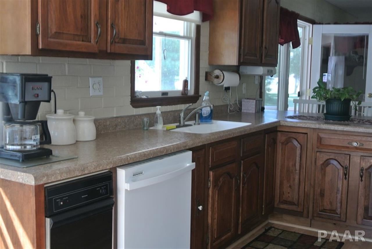 9618 West Buckingham Court Mapleton, IL 61547 - Photo 7 of 33 Gallery Image 7