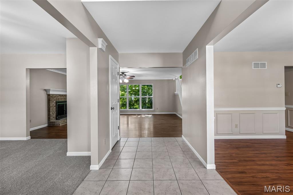200 Romaine Spring View Fenton, MO 63026 - Photo 4 of 75