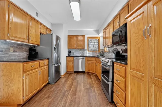 $550,000 | 3725 West 179th Terrace, Stilwell, KS 66085