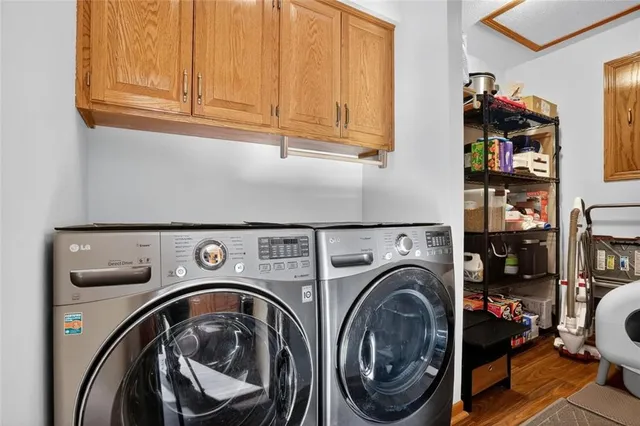 $550,000 | 3725 West 179th Terrace, Stilwell, KS 66085