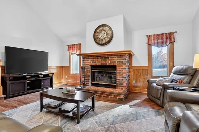 $550,000 | 3725 West 179th Terrace, Stilwell, KS 66085